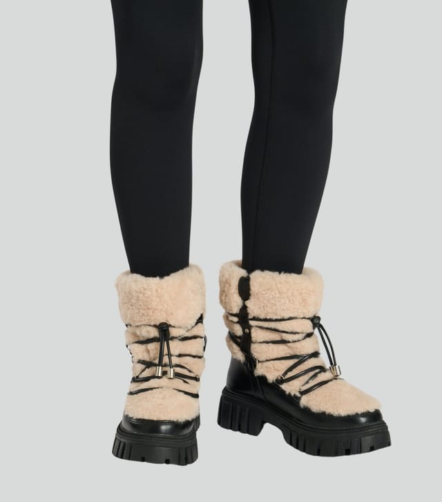South Beach Women's Black Faux Fur Chunky Lace Up Snow Boots South Beach New Look - 2