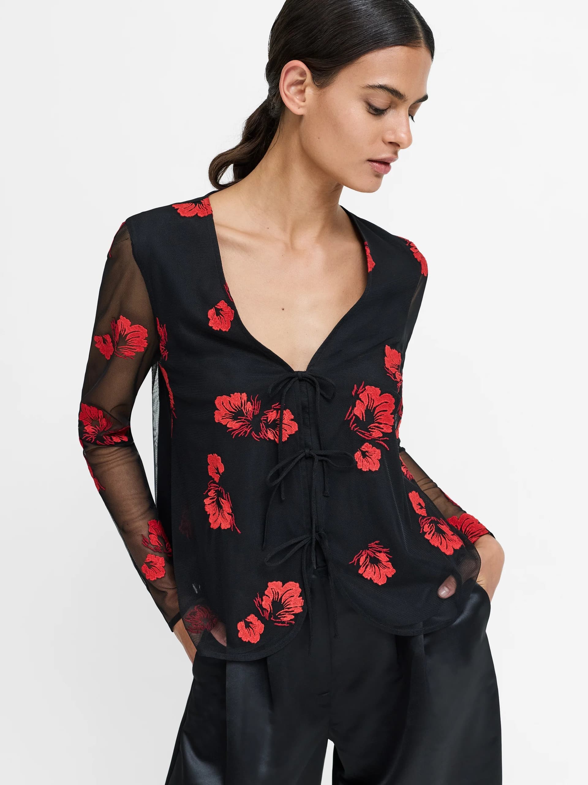 French Connection Aurora Black Embroidered Floral Mesh Tie Front Top Black Multi