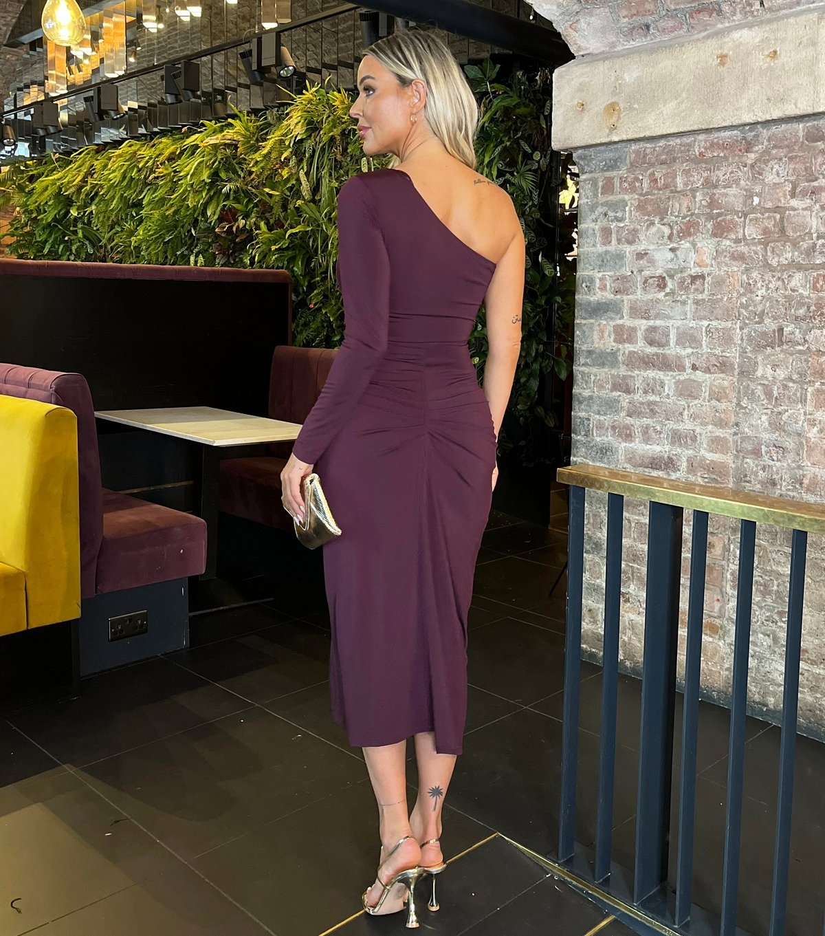 AX Paris Women's Dark Purple One Shoulder Midi Dress AX Paris New Look - 3