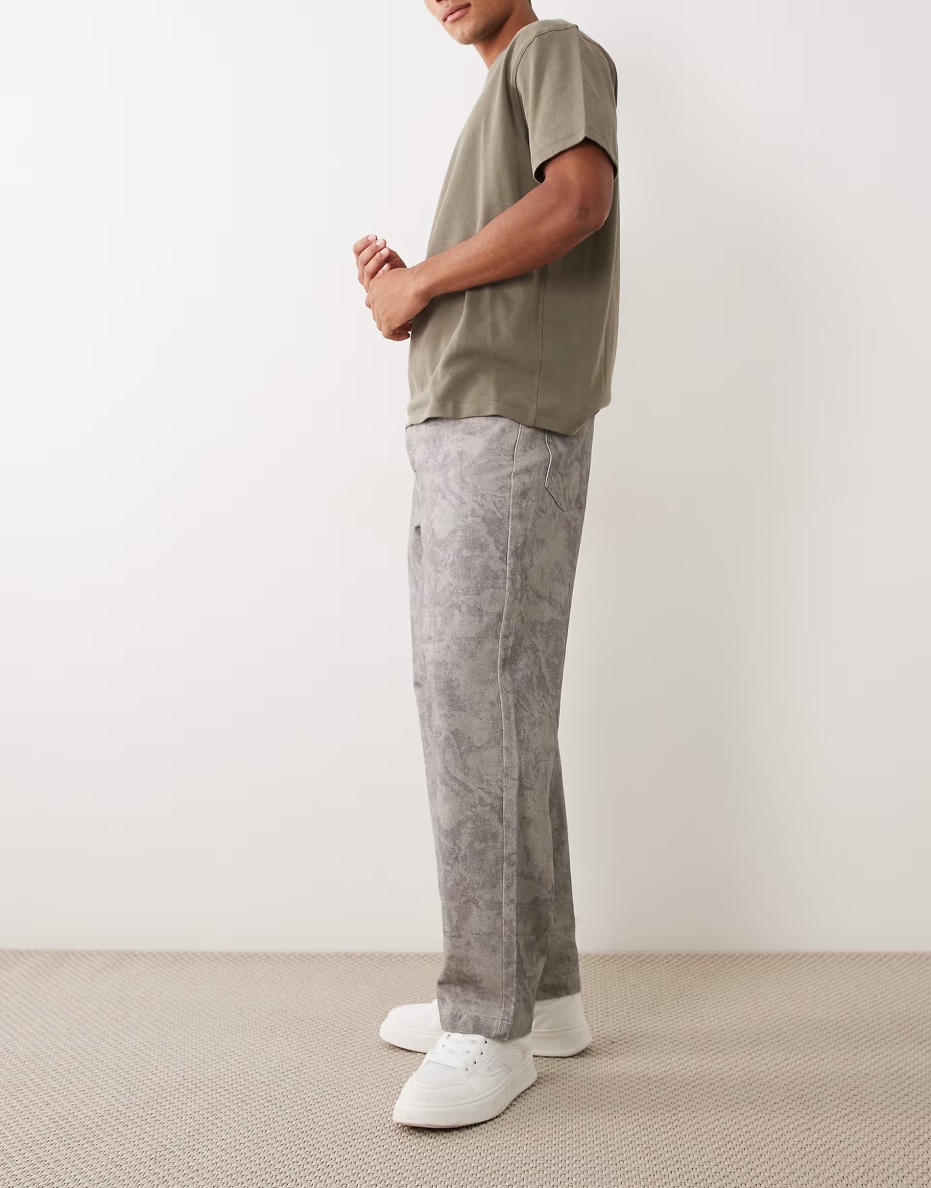 ASOS ASOS DESIGN loose straight trouser in fuzzy print