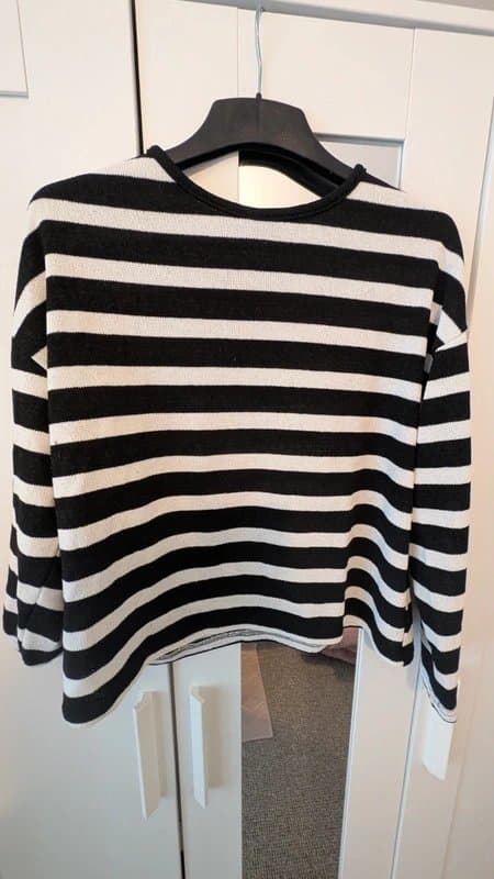 New Look Black & White Stripped Jumper