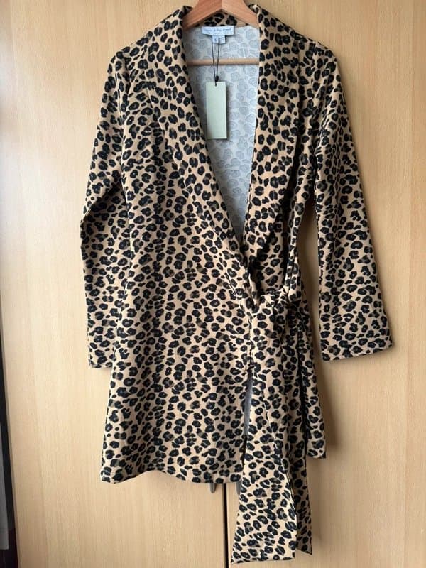 Never Fully Dressed Never fully dressed size small blazer dress. Gorgeous