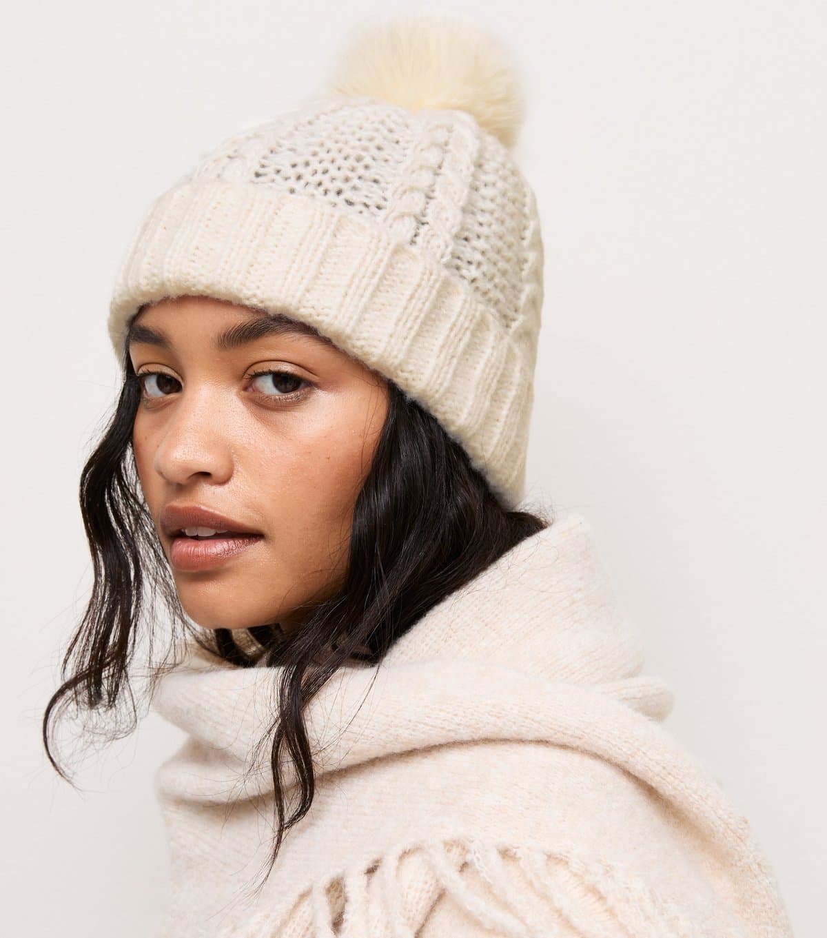 New Look Cream Faux Fur Pom Pom Bobble Hat New Look