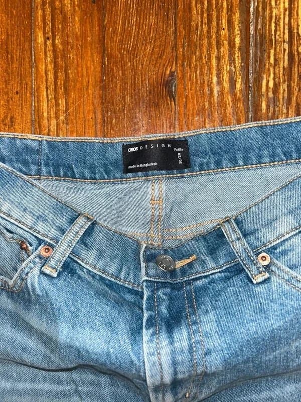 ASOS Design High Quality Fashion Flare Jeans Size 30/28