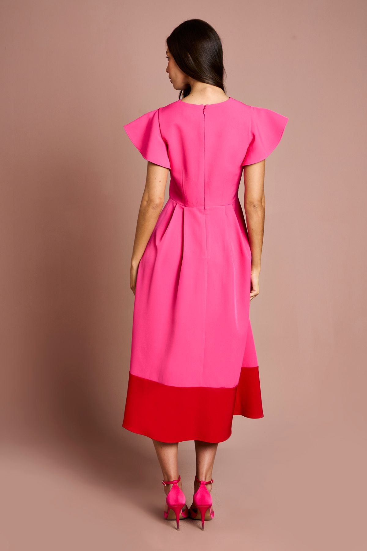 Coast Coast Women's Crepe Bow Detail Frill Sleeve Midi Dress in Magenta - 3