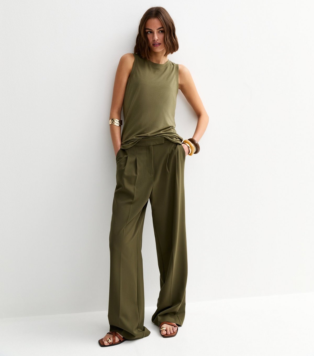 New Look Women's Dark Khaki Relaxed Fit Vest New Look - 3