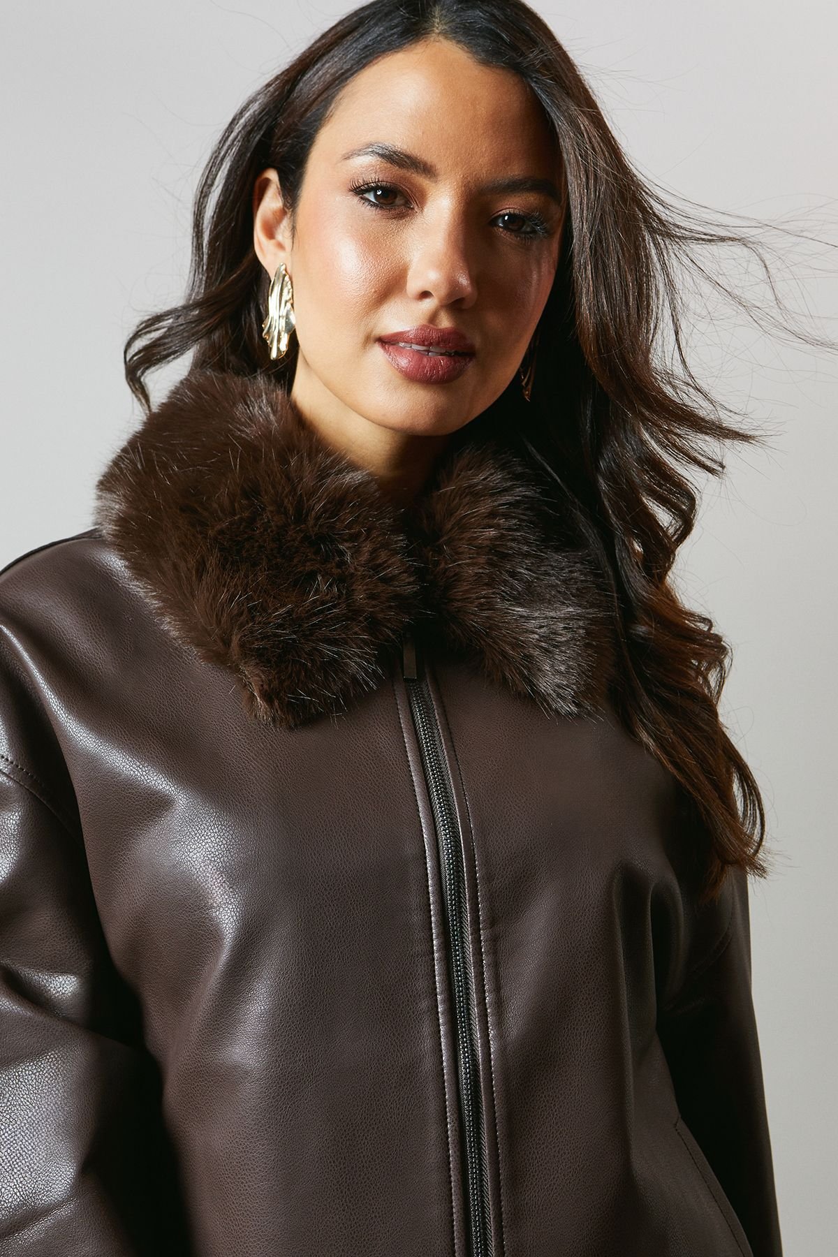 Principles Principles Women's Fur Collar Faux Leather Bomber in Chocolate - 4