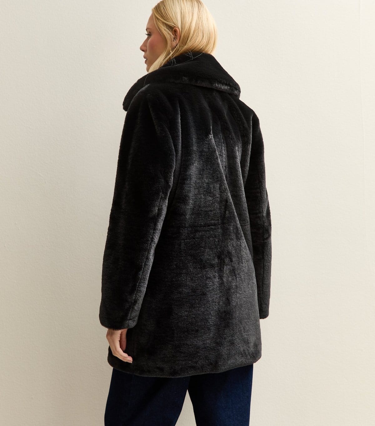 New Look Women's Black Faux Fur Midi Coat New Look - 4