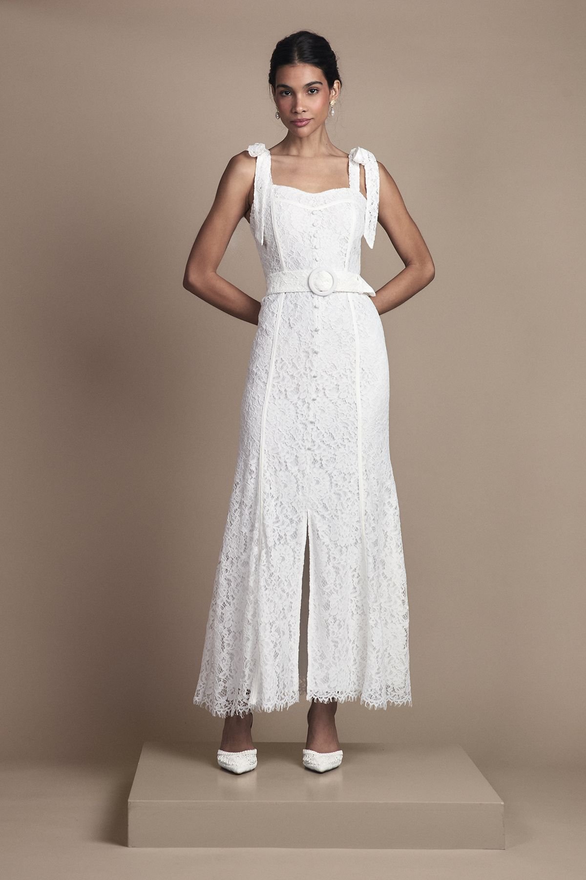 Coast Coast Women's Lace Bow Shoulder Maxi Wedding Dress in Ivory - 2