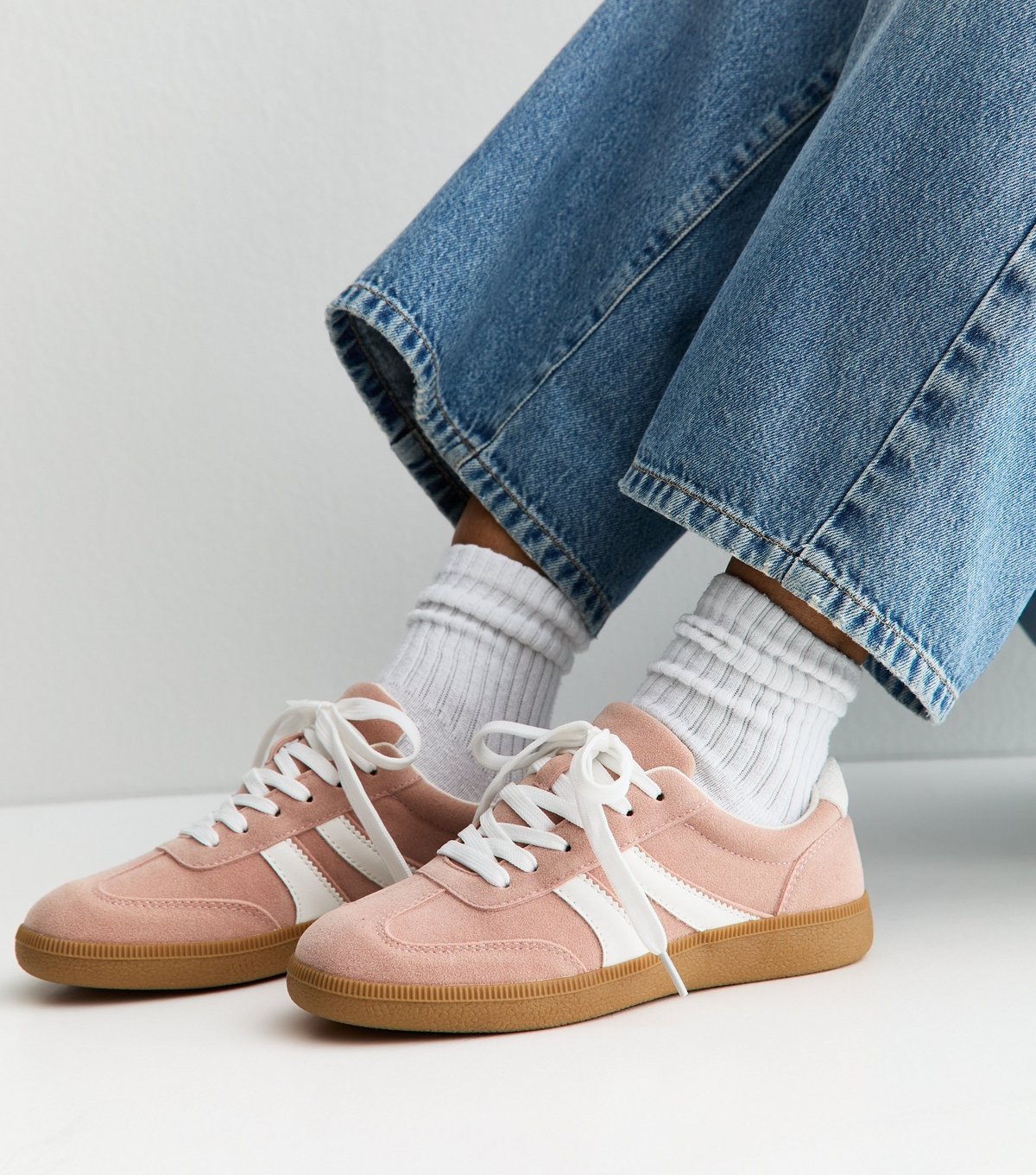 New Look Women's Light Pink Faux Suede Side Stripe Trainers Vegan New Look - 2