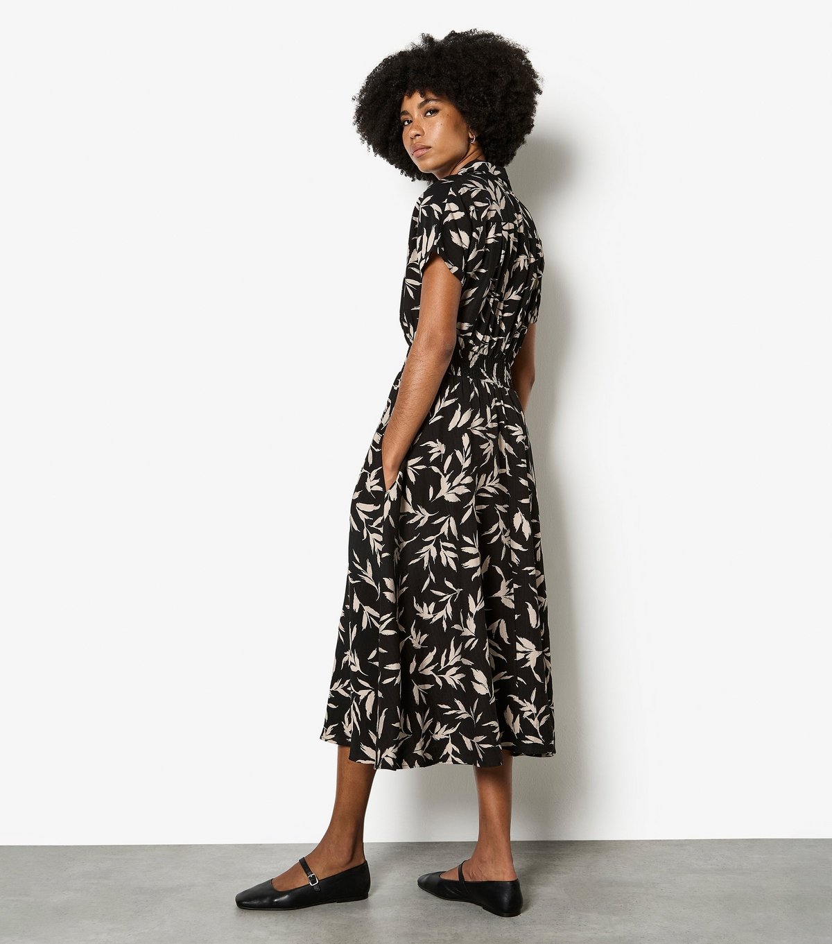 Apricot Women's Black Leaf Shirt Midi Dress Apricot New Look - 3