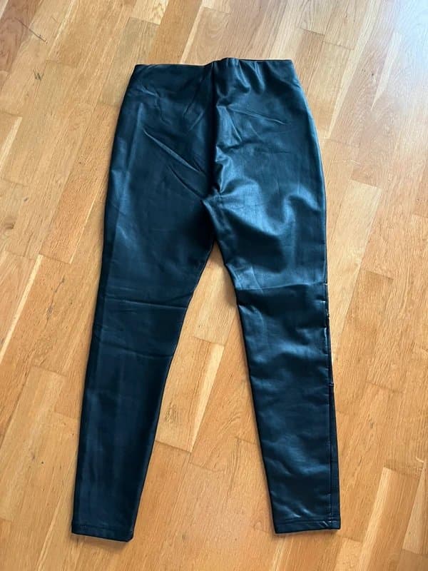 New Look Petite New Look leather look leggings