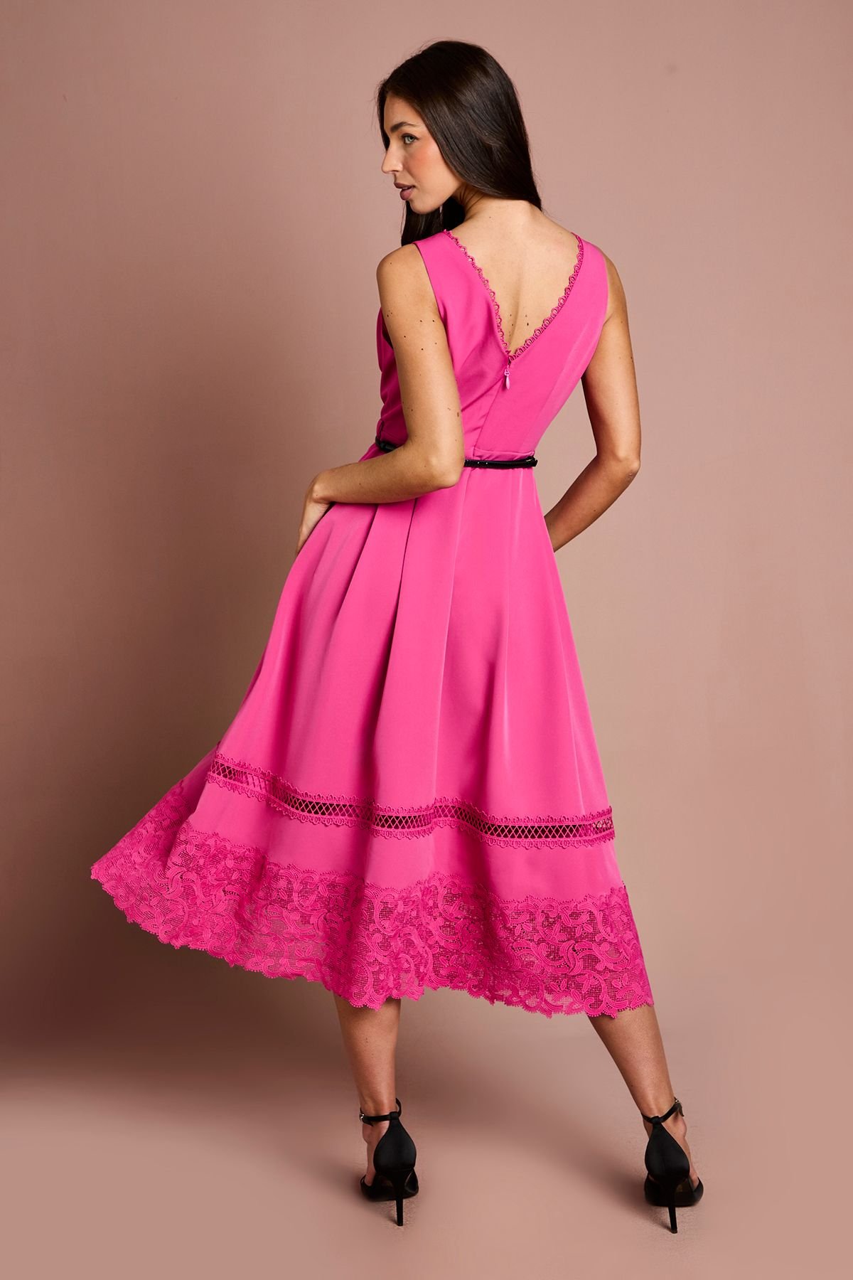 Coast Coast Women's V Neck Lace Trim Midi Dress in Pink - 3