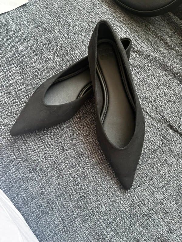 ASOS ASOS flat pumps size 6