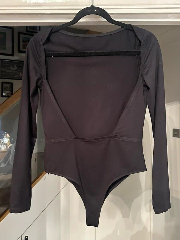 ASOS ASOS open low back bodysuit thong back long sleeve black size 10