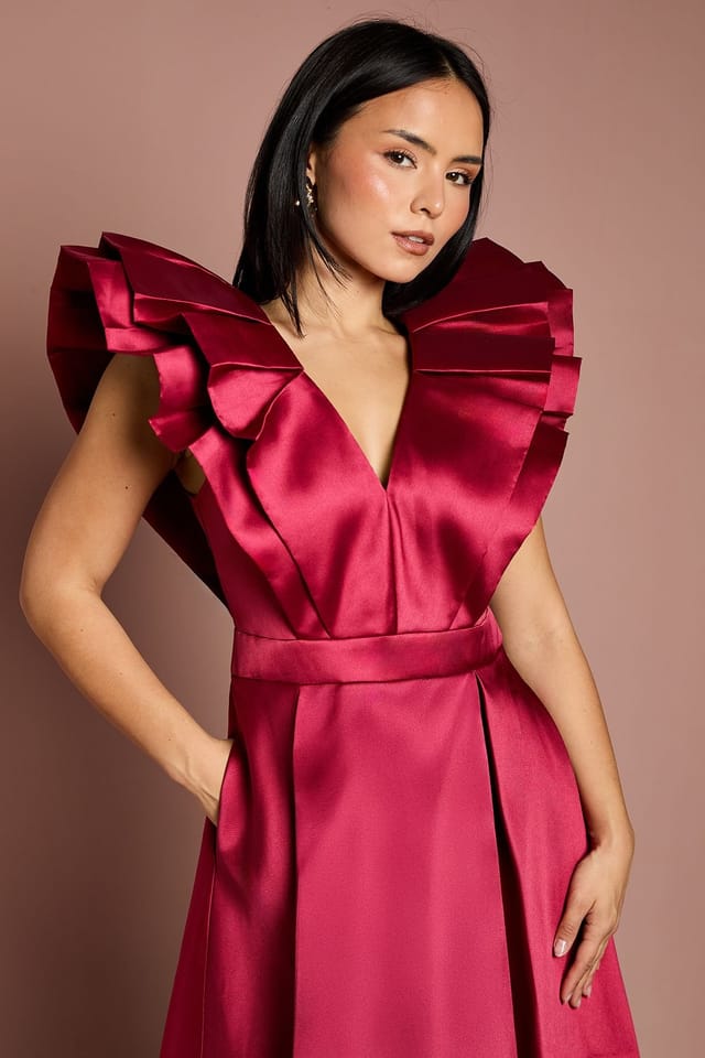 Coast Coast Women's Petite Frill Sleeve V Neck Midi Dress in Red - 2