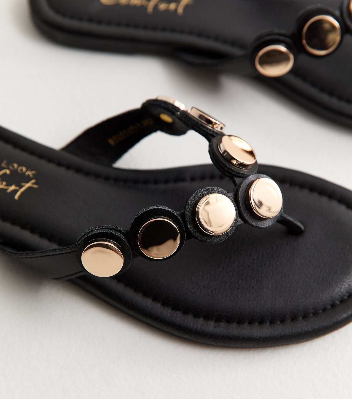 New Look Women's Black Scalloped Strap Coin Trim Sandals New Look - 3