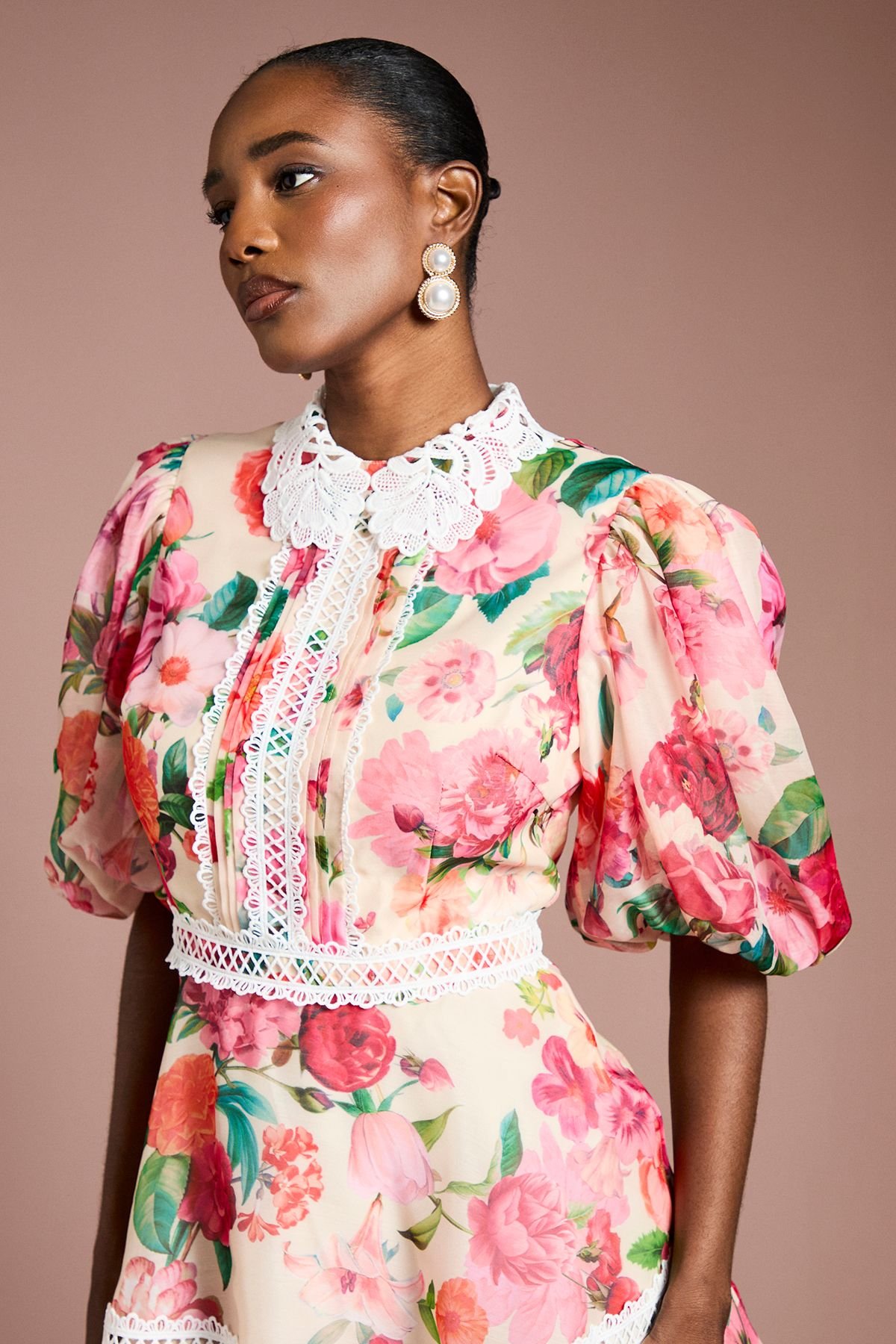 Coast Coast Women's Lace Trim Collared Printed Organza Mini Dress in Ivory - 4