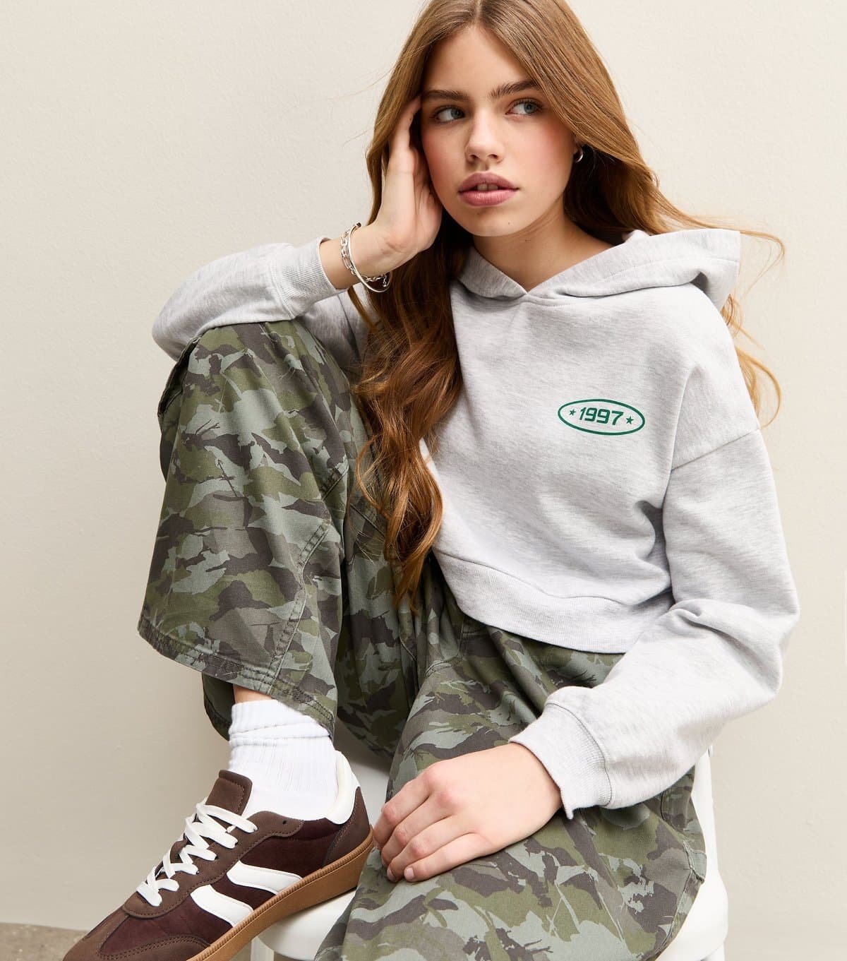 New Look Girls' Grey 1997 Logo Cropped Hoody New Look