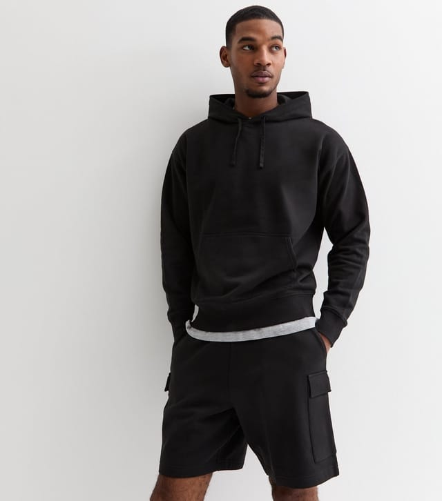 New Look Men's Black Relaxed Fit Jersey Cargo Shorts New Look - 2