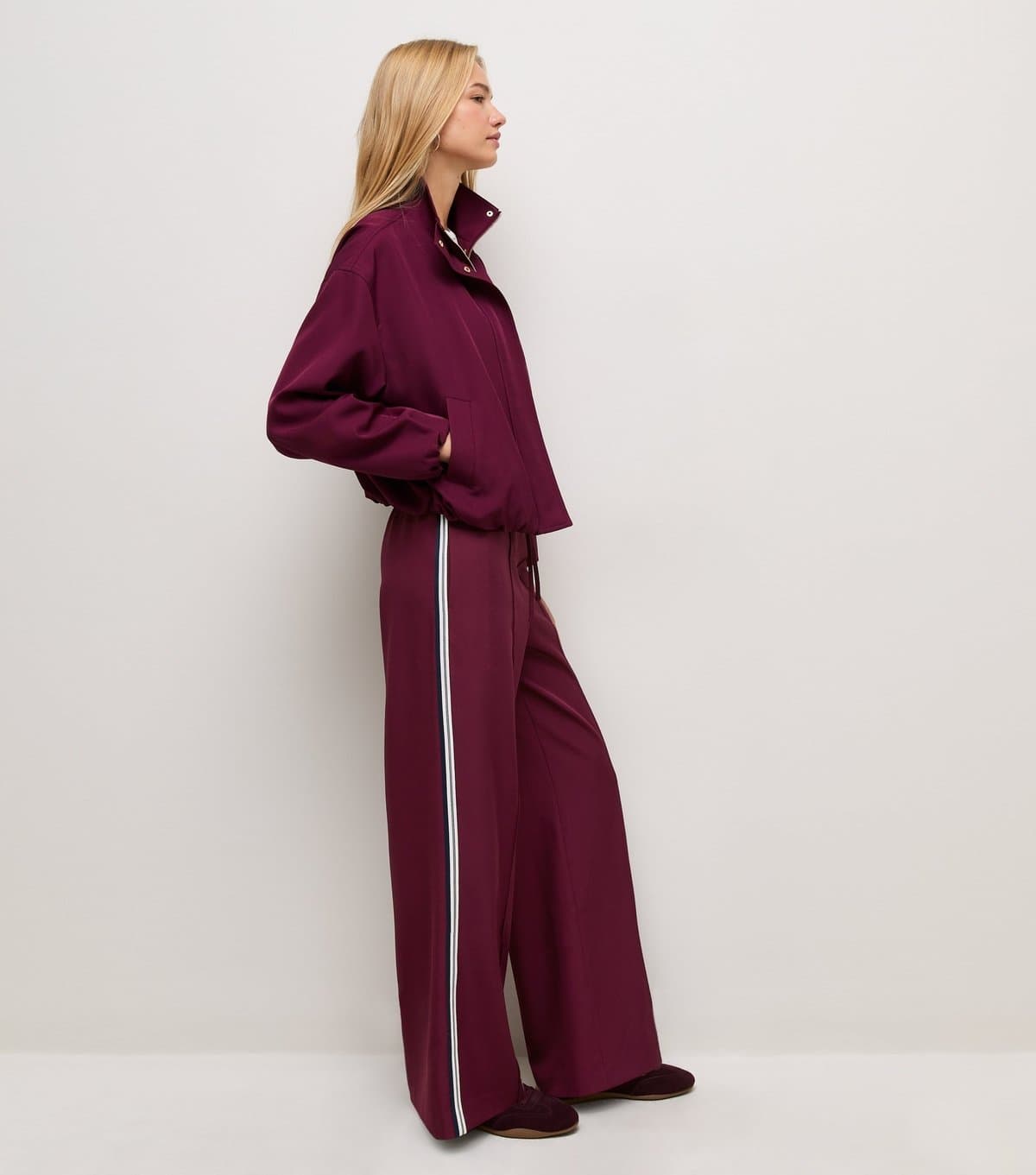 New Look Women's Dark Burgundy Side Stripe Wide Leg Trousers New Look