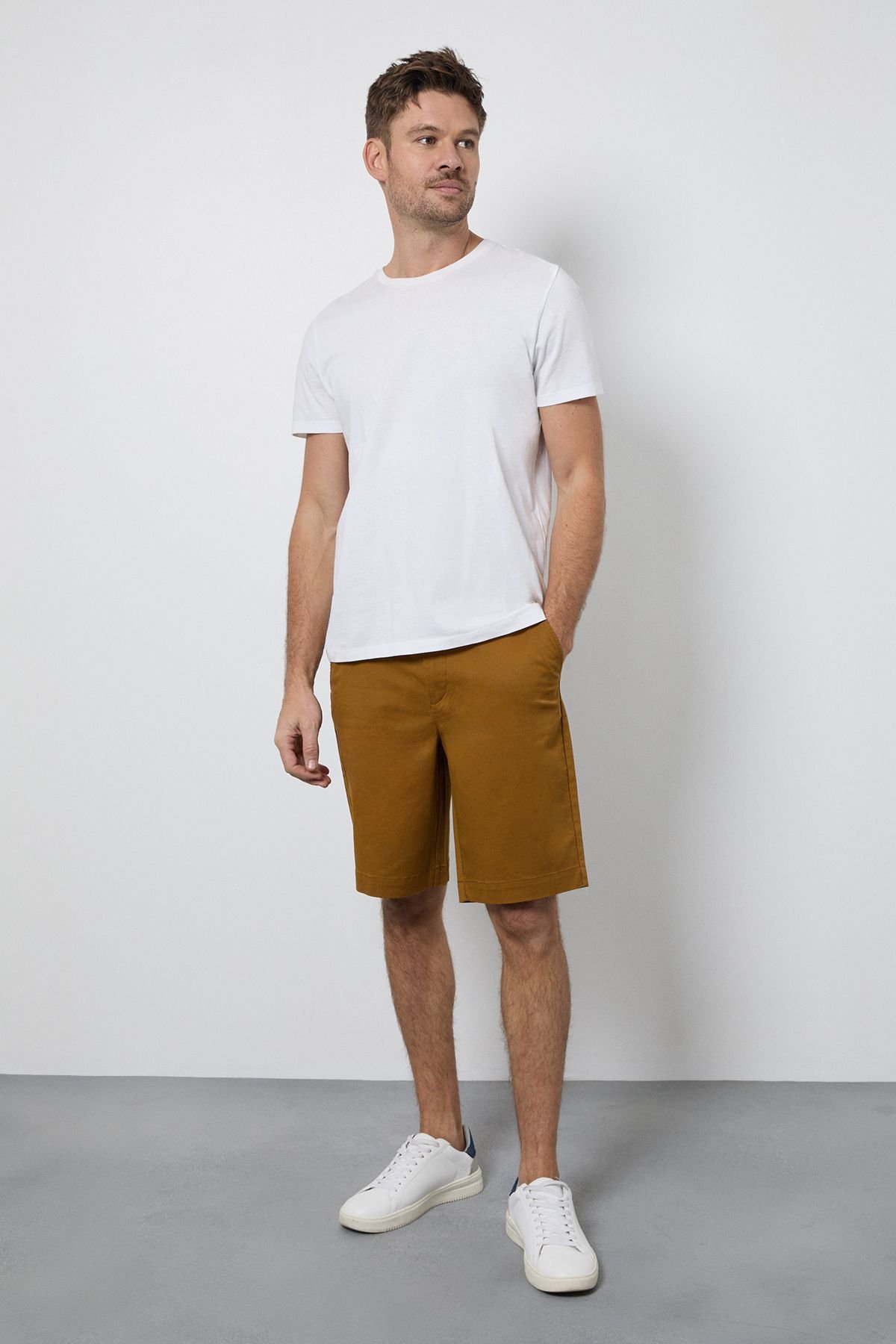 Maine Maine Men's Tobacco Premium Chino Shorts - 4