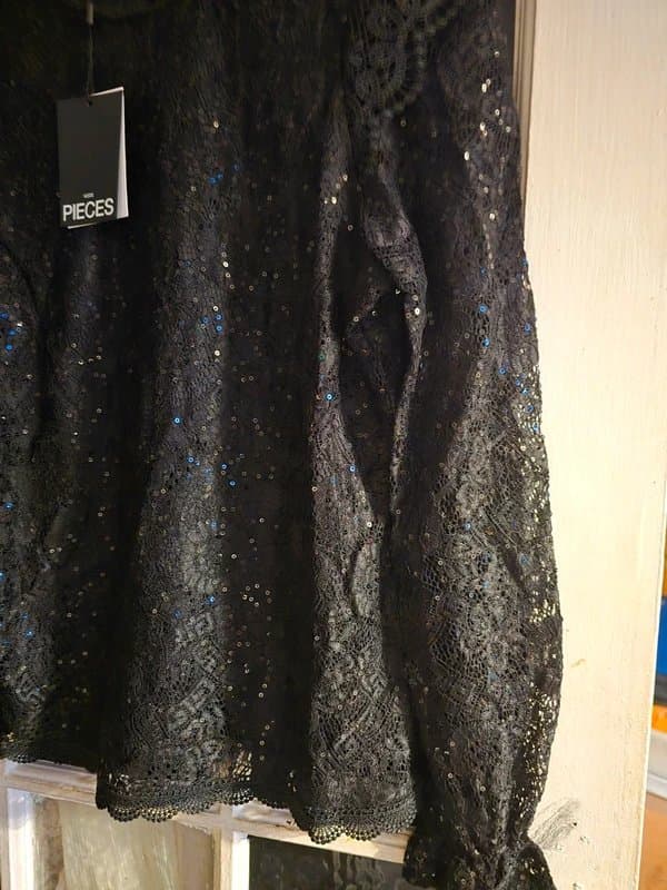 Pieces Pieces Black Lace Sequin Long-Sleeve Blouse - Size XS BNWT