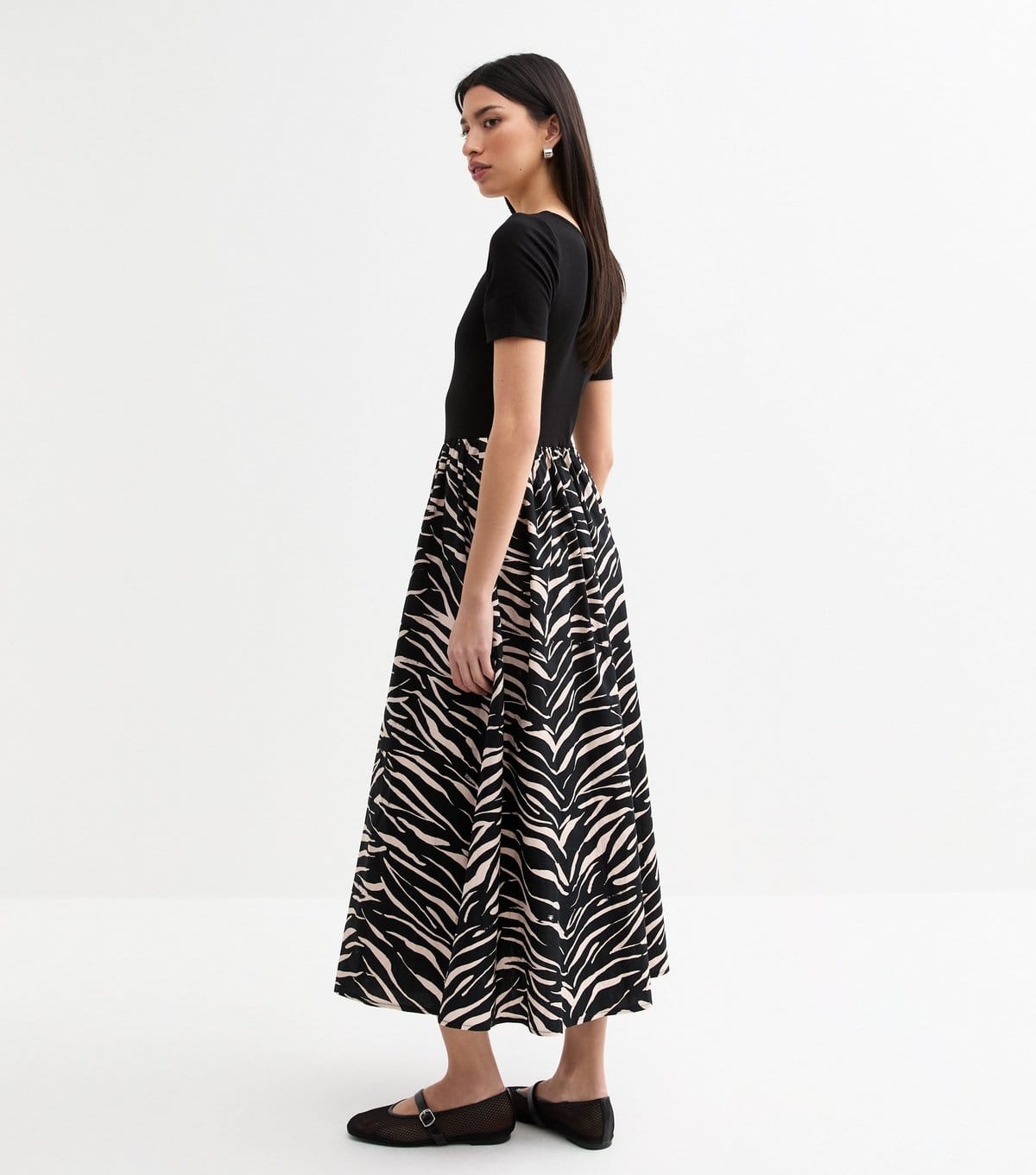 New Look Women's Black Zebra Print Scoop Neck Poplin Midi Dress New Look - 4