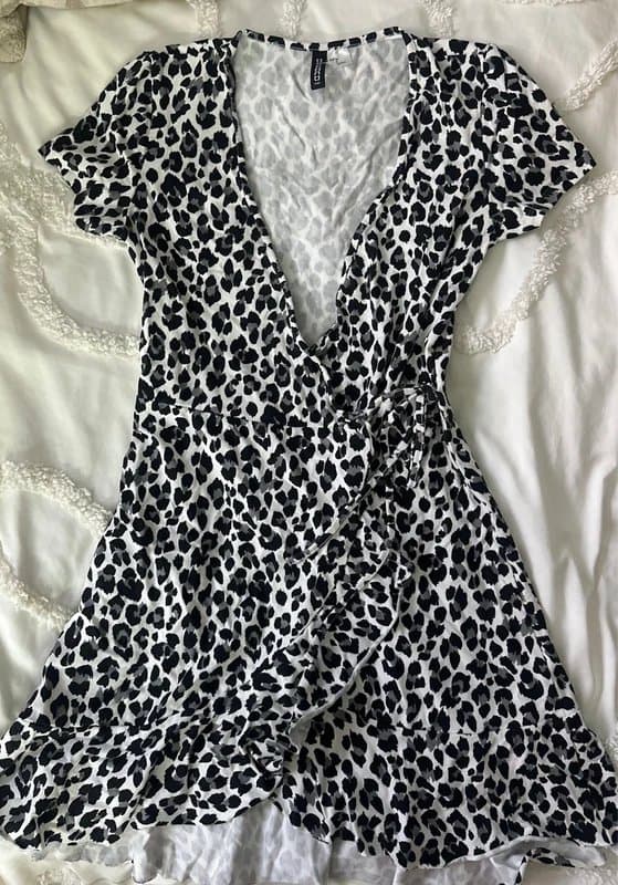 H&M H and M leopard print dress