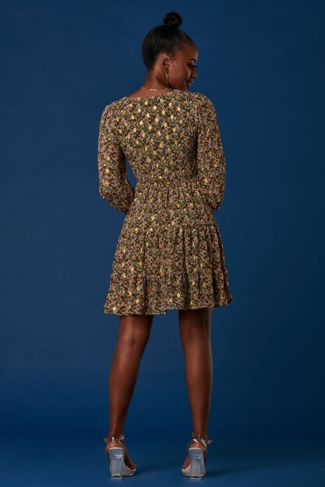 Jolie Moi Jolie Moi Women's V Neck Shirred Detail Chiffon Dress in Green - 2
