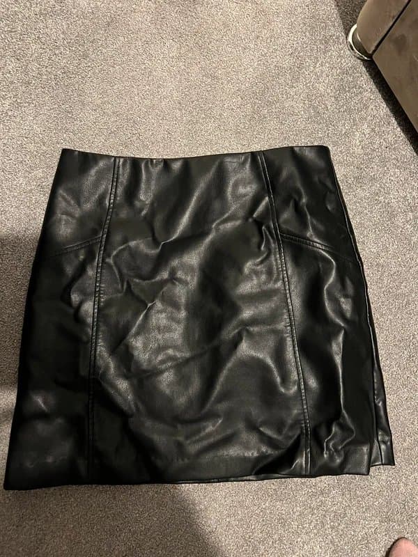 New Look Black leather skirt