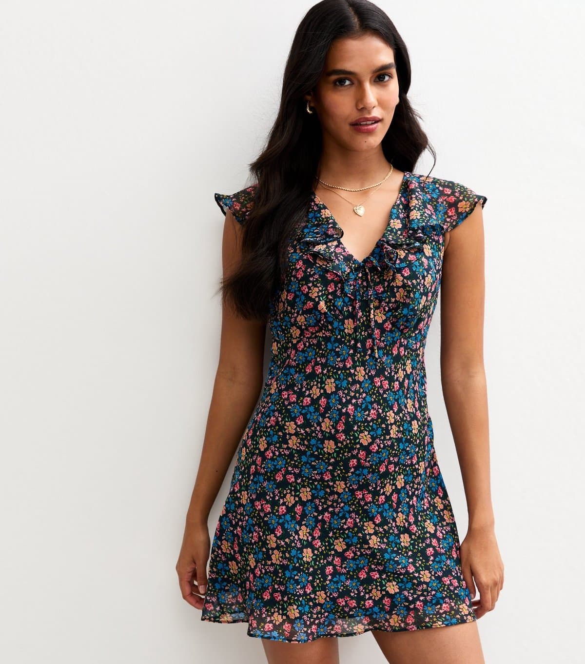 New Look Women's Black Floral Print Ruffled Chiffon Mini Dress New Look