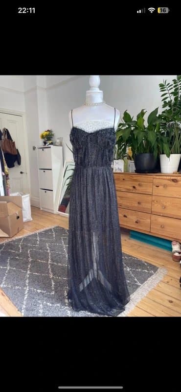 Bershka Bershka Tule Maxi Long Sweetheart Dress in Black - size S