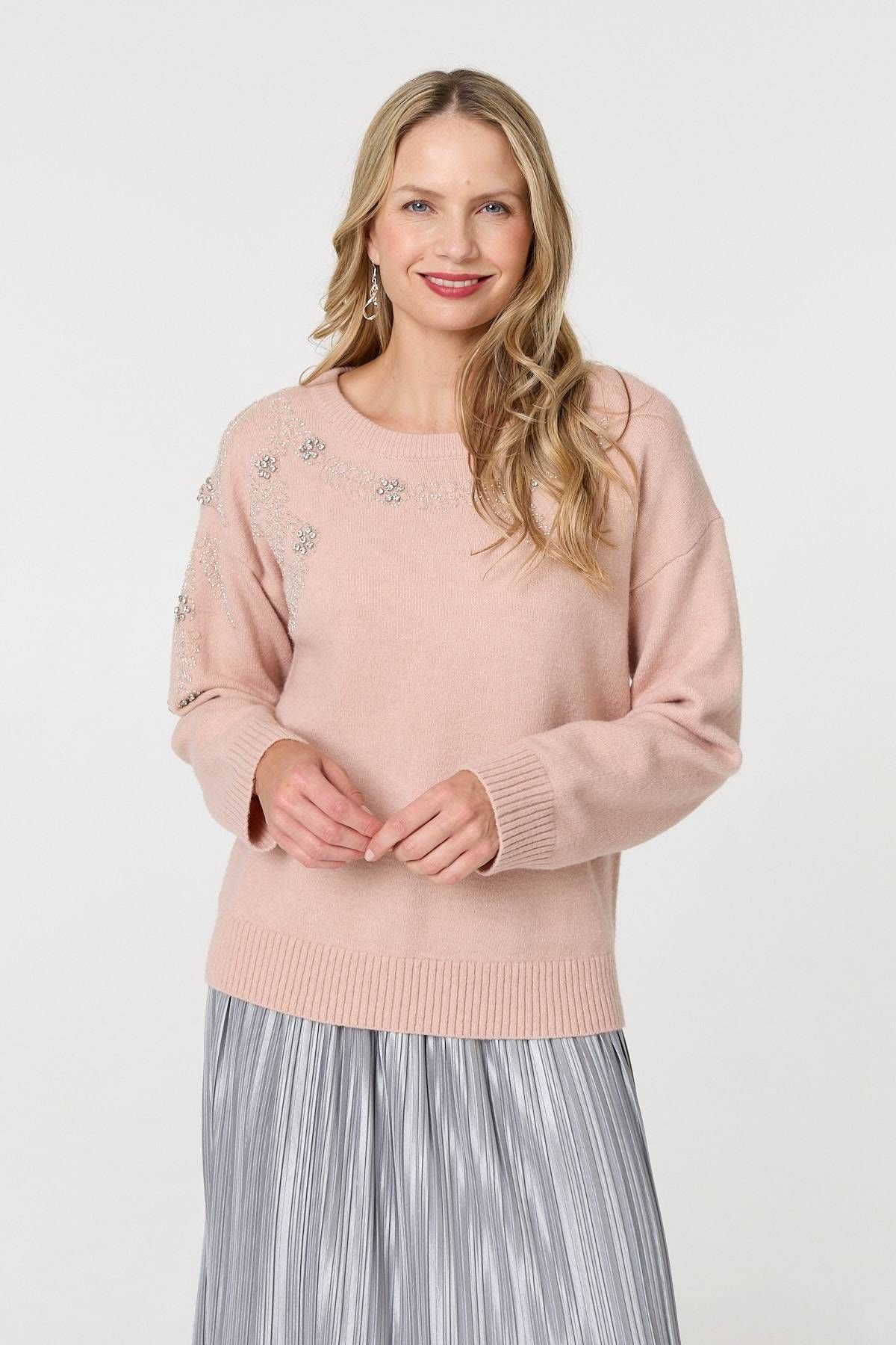 Izabel London Izabel London Women's Sparkly Floral Detail Relaxed Jumper in Pale Pink - 3