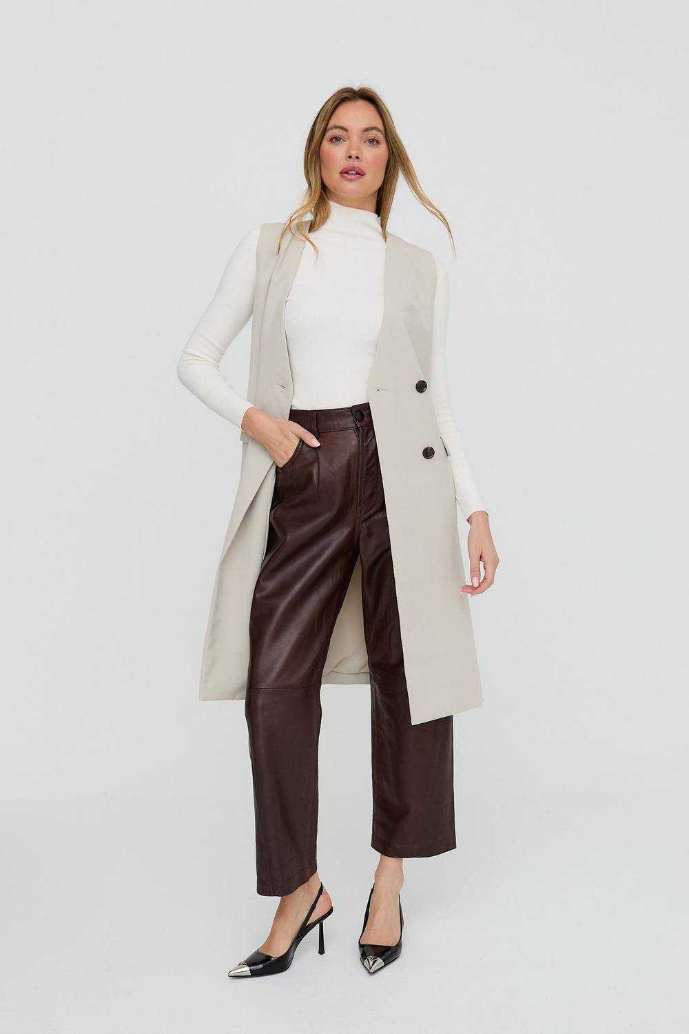 Lily and Lionel Lily and Lionel Women's Myra Sleeveless Jacket Coat In Cream - 1