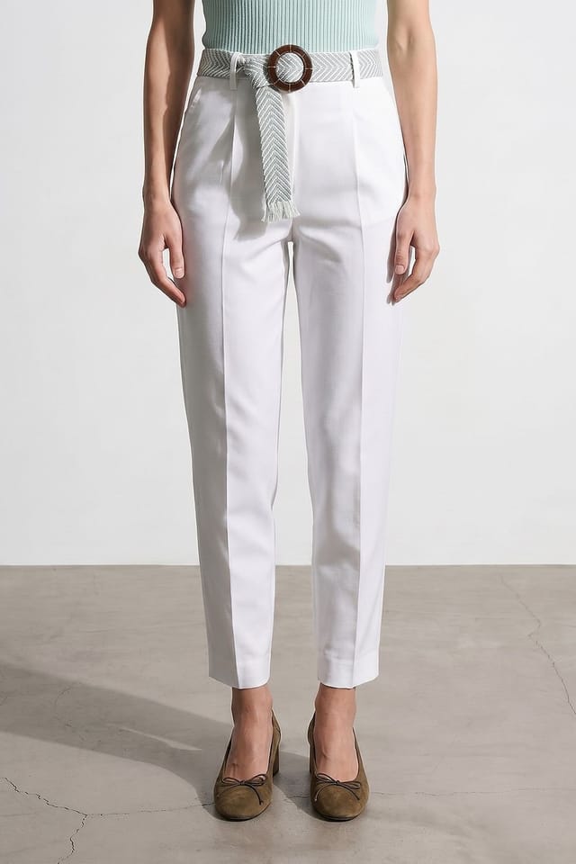 Dilvin Dilvin Women's Pleated Straight-Leg Crepe Trousers in White - 3