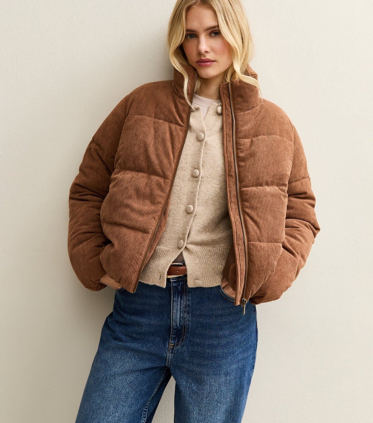 New Look Women's Tan Corduroy Cropped Puffer Jacket New Look