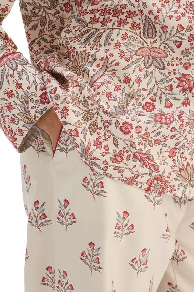 Christy CHRISTY Women's 'Newstead' Floral Cotton Sateen Super Soft Pyjama Set in Cream - 3