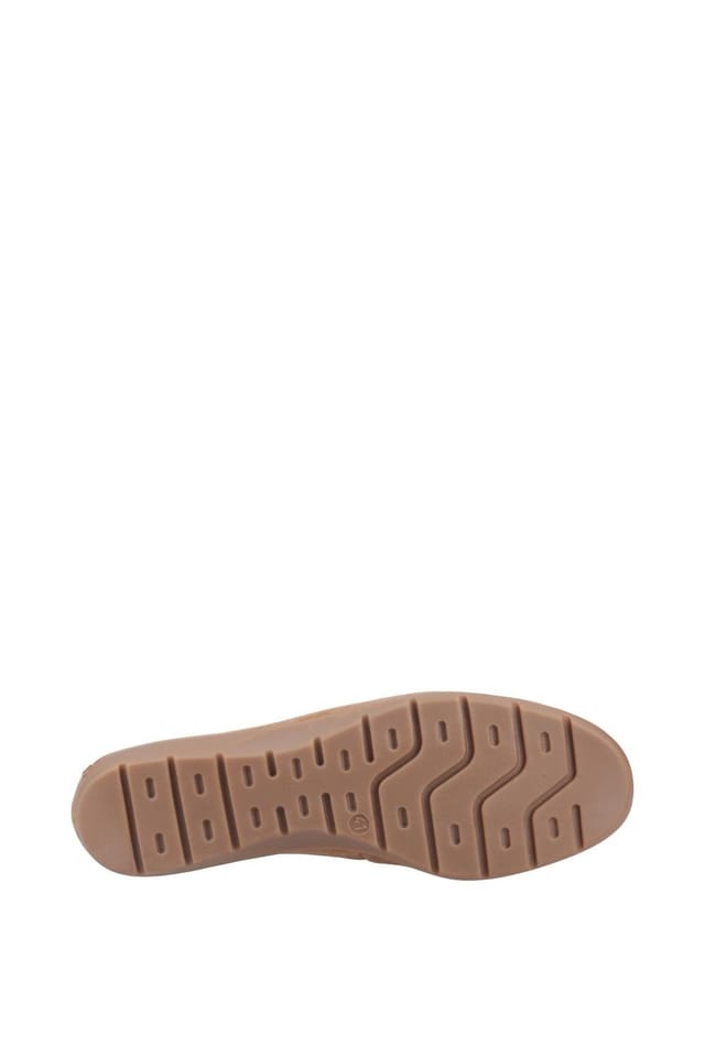 Hush Puppies Hush Puppies Women's Shelby Suede Loafer in Tan - 3