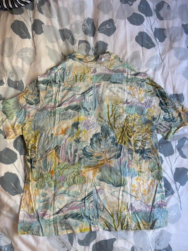 H&M H&M Resort shirt in colour print