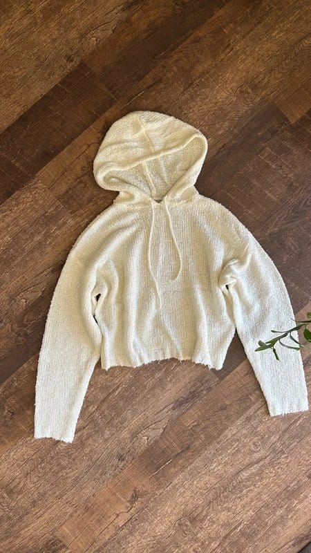 ASOS Asos off-white relaxed fit cropped knitted beach hoodie sweater XS US Size 2 cream white - 1