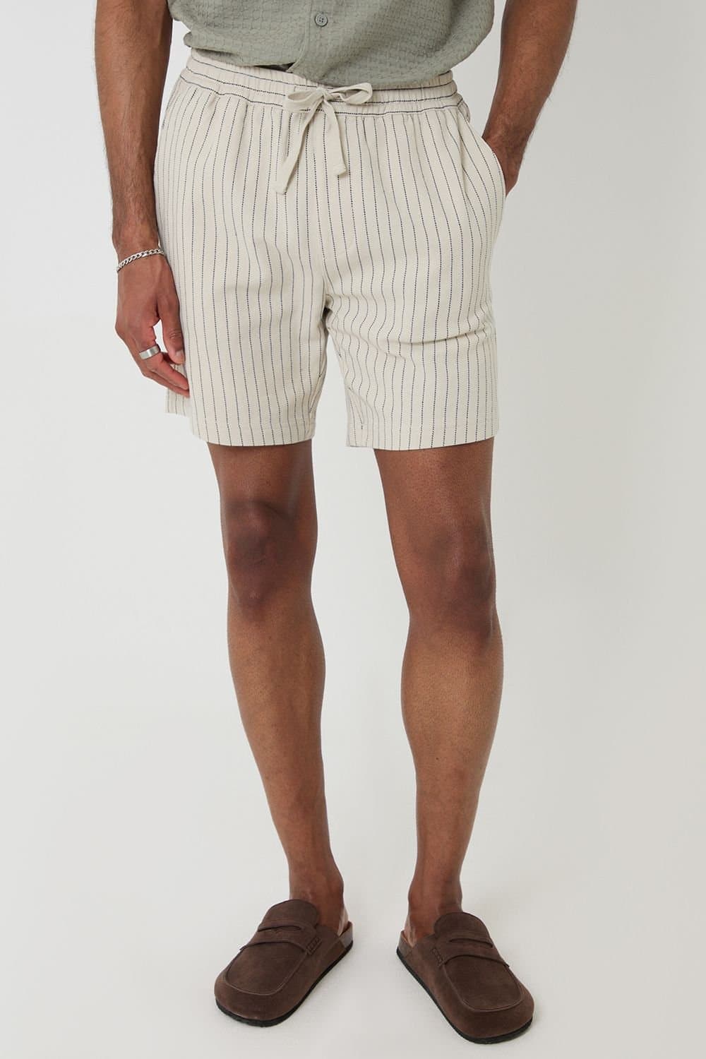 Threadbare Threadbare Men's Shorter Length Stripe Cotton Shorts in Light Stone