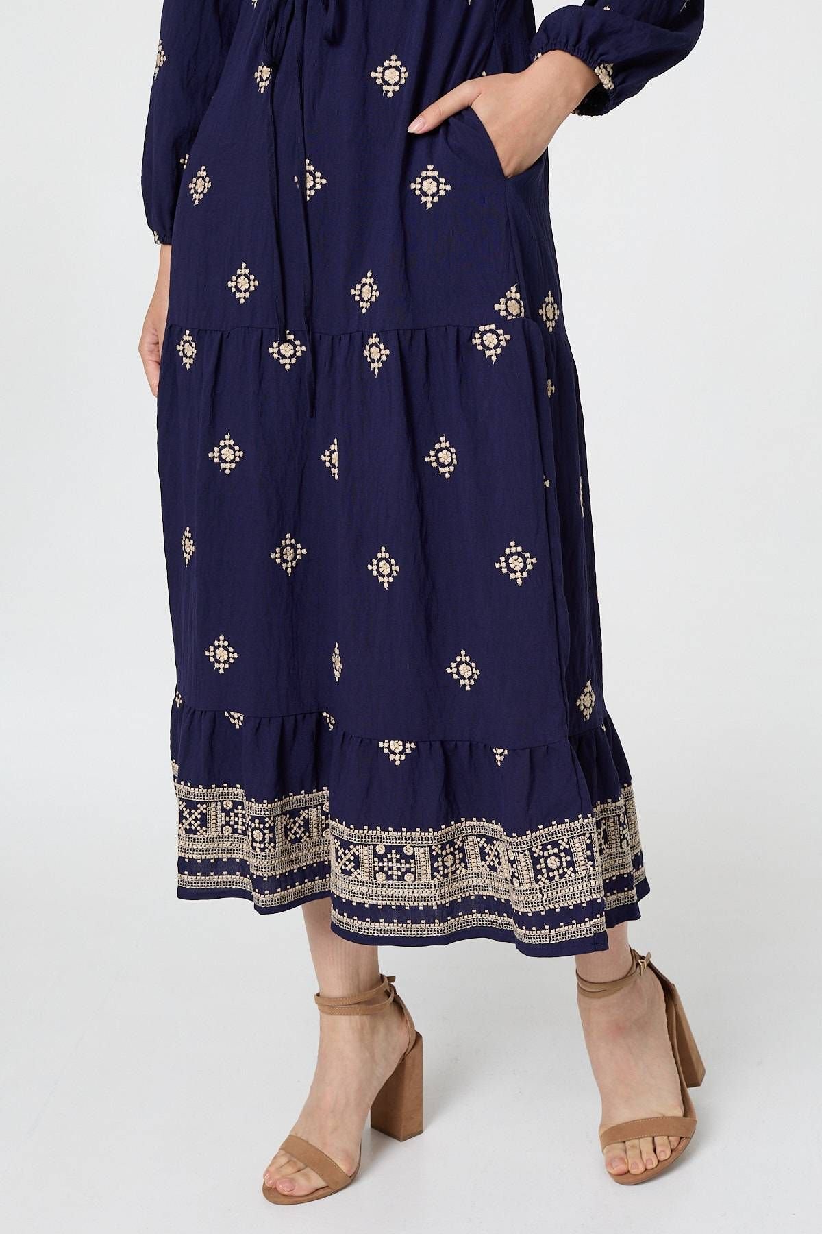 Izabel London Izabel London Women's Border Print Long Sleeve Midi Dress in Navy - 2