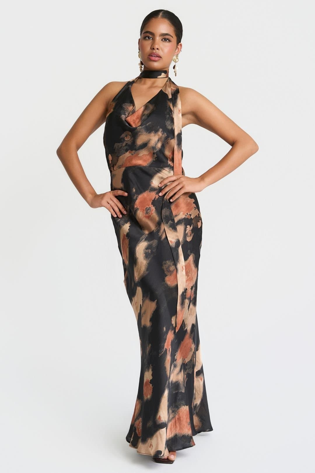 Needs No Label Needs No Label Women's Blur Scarf Neck Maxi Dress