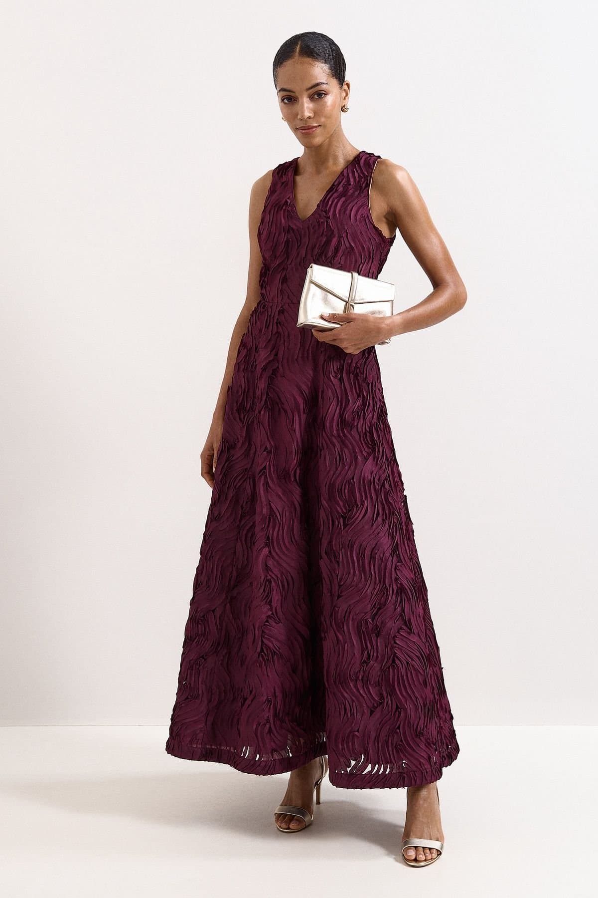 Phase Eight Phase Eight Women's Amanda Textured Wave Maxi Dress in Aubergine