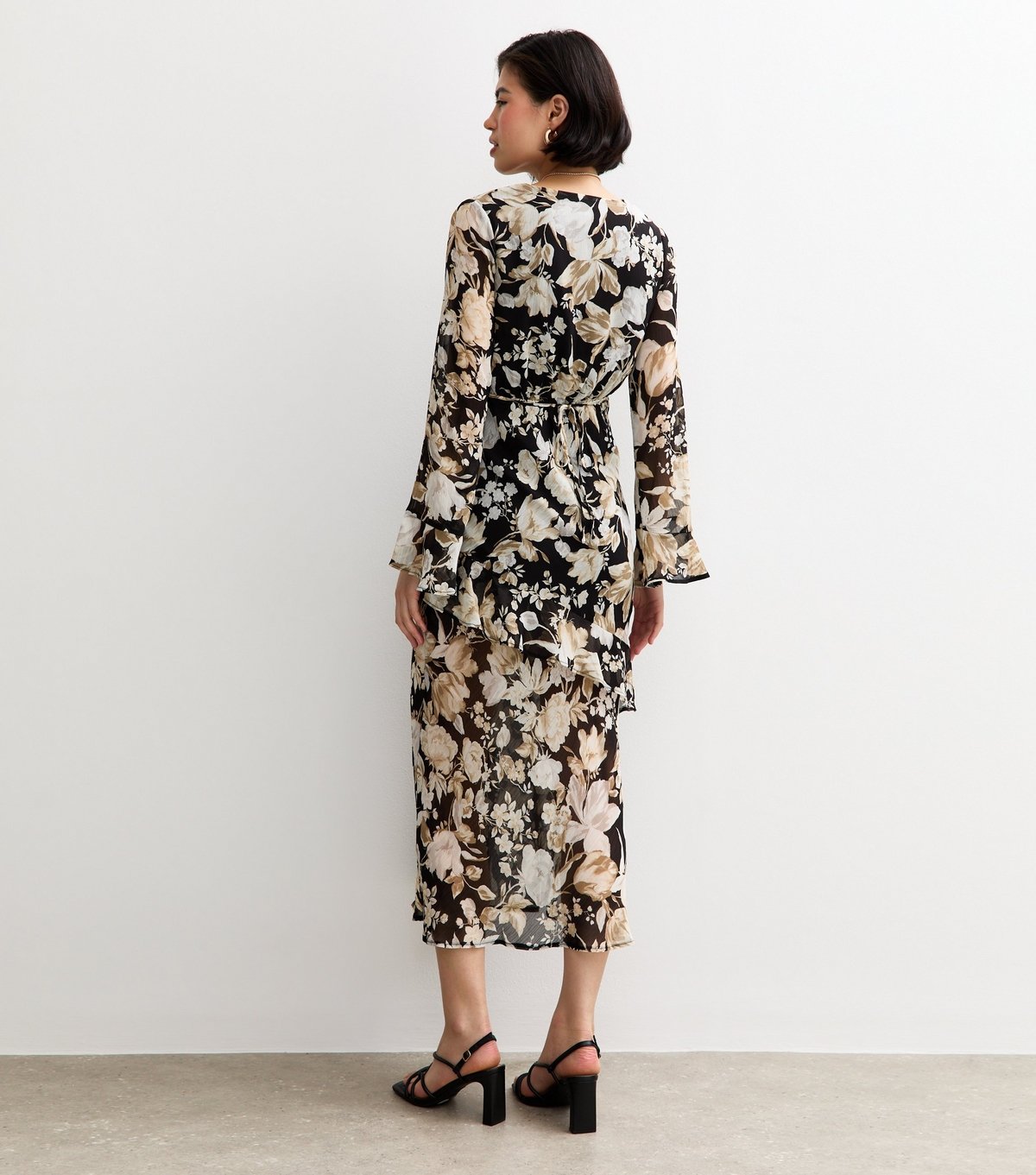 New Look Women's Maternity Black Floral Flared Sleeve Midi Dress New Look - 4