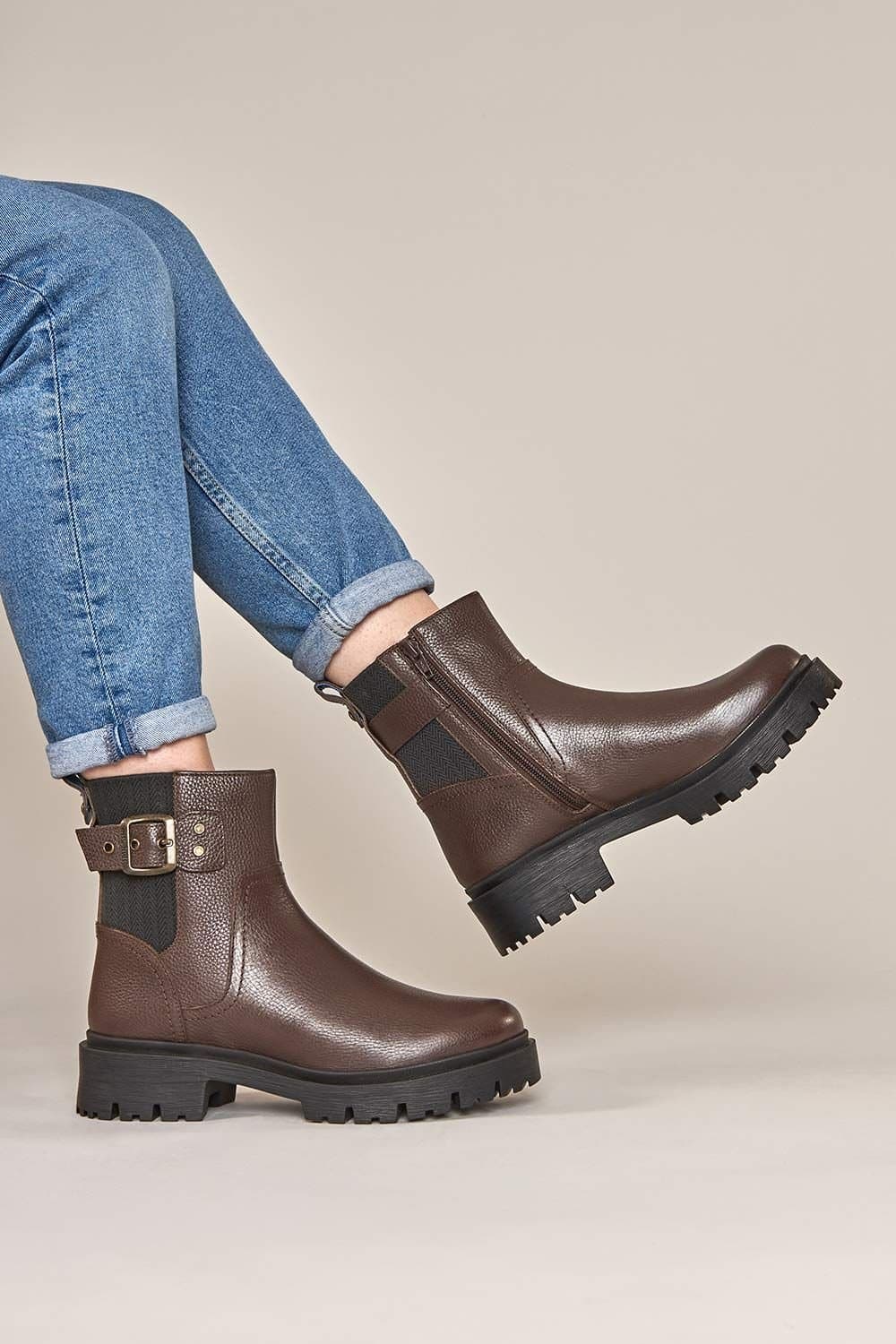 Moshulu Moshulu Women's Chocolate Chunky Biker Boot