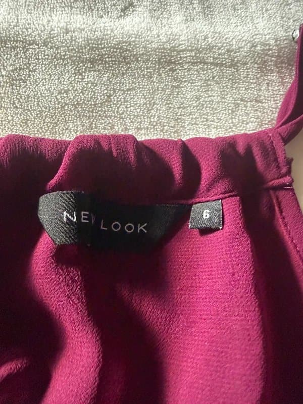 New Look New Look burgundy layered chiffon embellished halter neck top, size 6