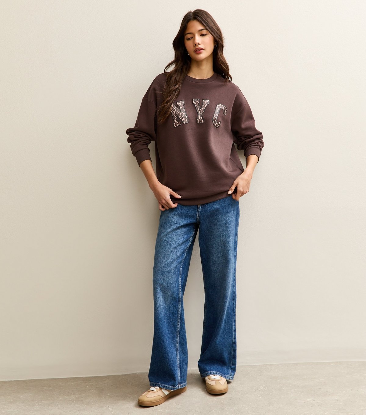 New Look Women's Dark Brown NYC Leopard Print Logo Sweatshirt New Look - 3