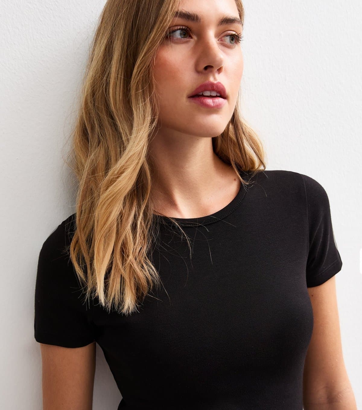 New Look Women's Black Short Sleeve Baby Tee T-Shirt New Look